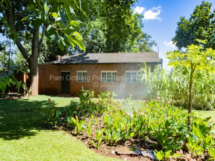4 Bedroom House for Sale in Alexandra Park, Harare
