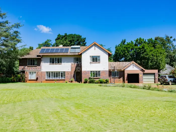 4 Bedroom House for Sale in Alexandra Park, Harare