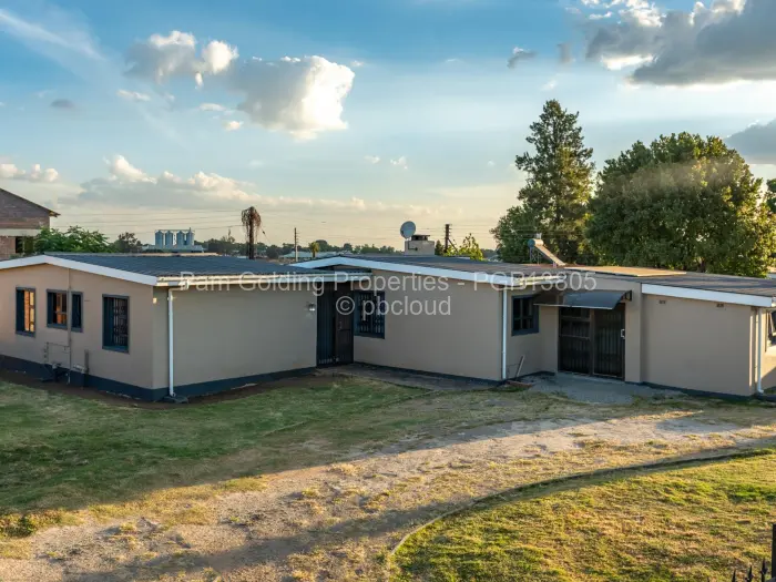 4 Bedroom House for Sale in Sunridge, Harare