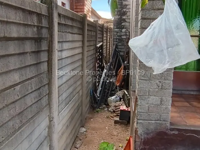 3 Bedroom House for Sale in Pumula South, Bulawayo