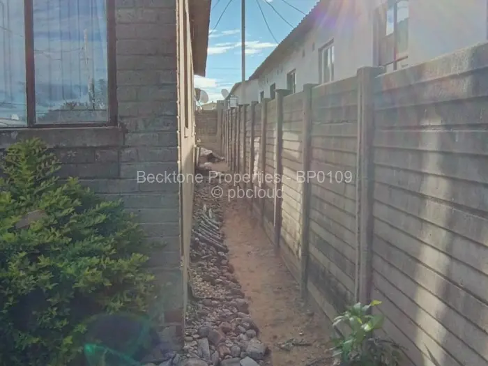 3 Bedroom House for Sale in Pumula South, Bulawayo