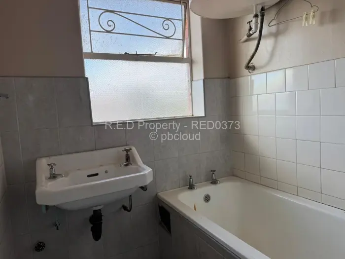 Flat/Apartment to Rent in Bulawayo City Centre, Bulawayo