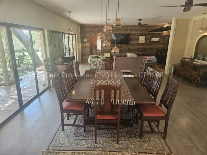 4 Bedroom House for Sale in Victoria Falls, Victoria Falls