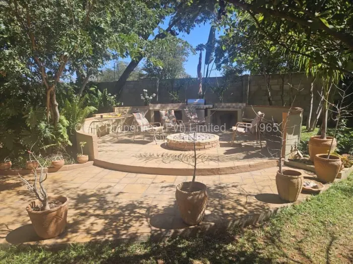 4 Bedroom House for Sale in Victoria Falls, Victoria Falls