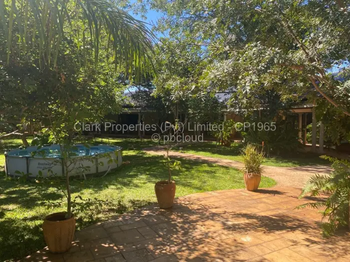 4 Bedroom House for Sale in Victoria Falls, Victoria Falls