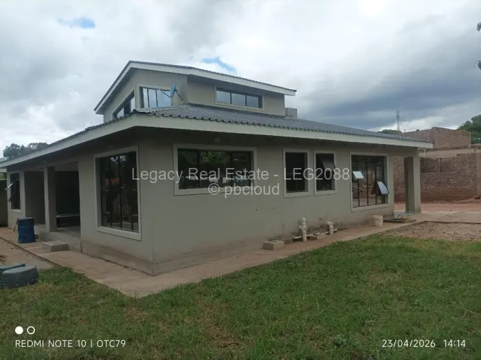 Townhouse/Cluster for Sale in Quinnington, Harare