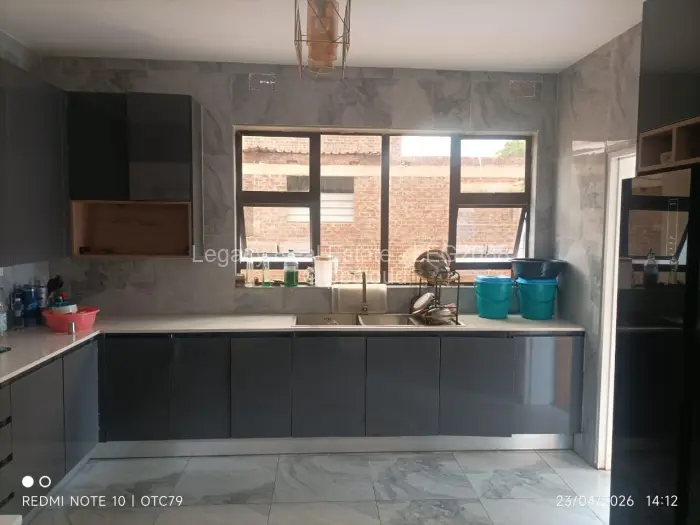 Townhouse/Cluster for Sale in Quinnington, Harare