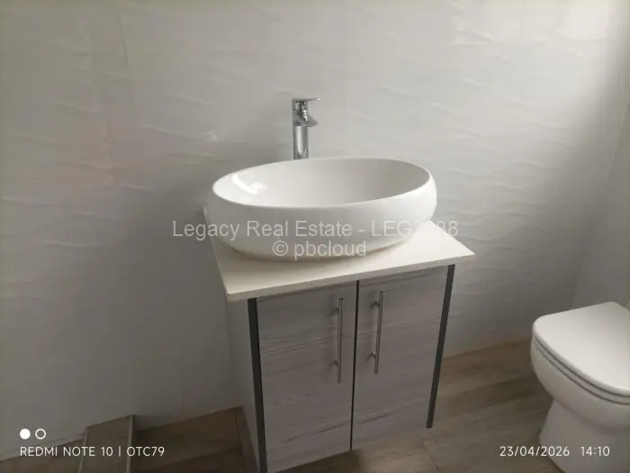 Townhouse/Cluster for Sale in Quinnington, Harare