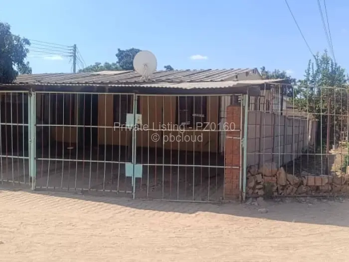 House for Sale in Chitungwiza, Chitungwiza
