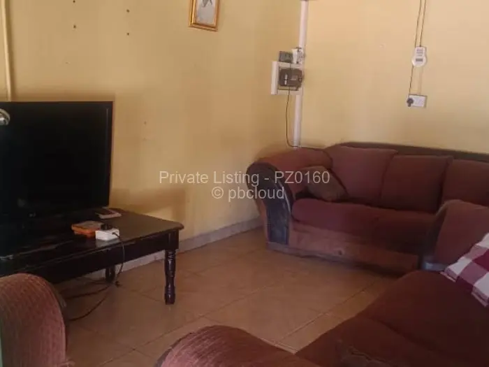 House for Sale in Chitungwiza, Chitungwiza