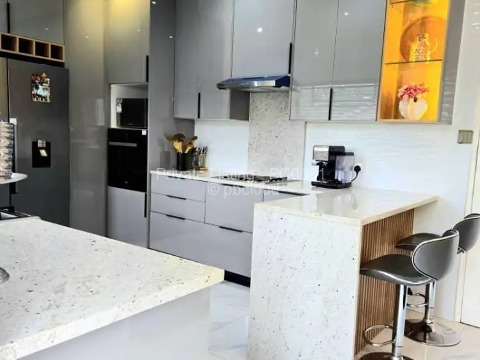 4 Bedroom House to Rent in Westgate, Harare