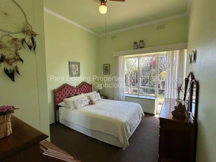 7 Bedroom House for Sale in Burnside, Bulawayo