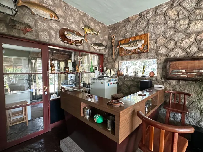 7 Bedroom House for Sale in Burnside, Bulawayo