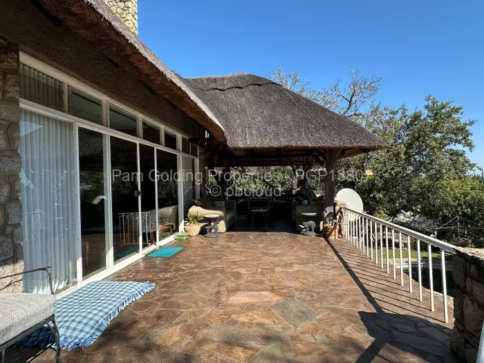 7 Bedroom House for Sale in Burnside, Bulawayo