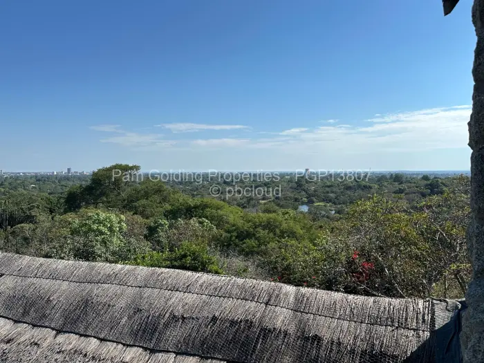 7 Bedroom House for Sale in Burnside, Bulawayo