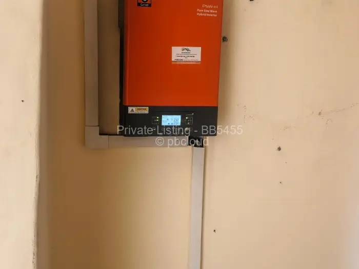 6 Bedroom House to Rent in Goodhope, Harare