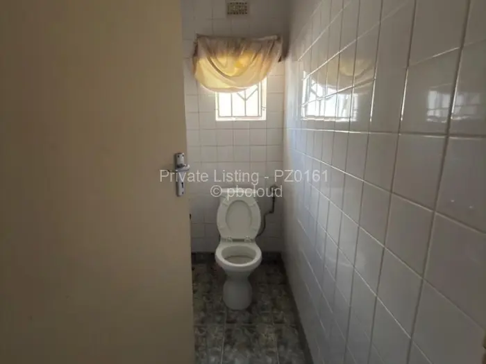 4 Bedroom House for Sale in Waterfalls, Harare