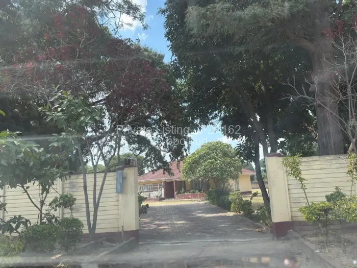 3 Bedroom House for Sale in Waterfalls, Harare