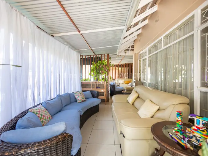 4 Bedroom House for Sale in Alexandra Park, Harare