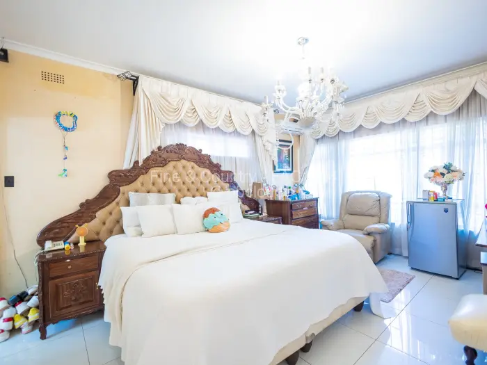 4 Bedroom House for Sale in Alexandra Park, Harare