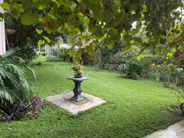 5 Bedroom House for Sale in Borrowdale Brooke, Harare