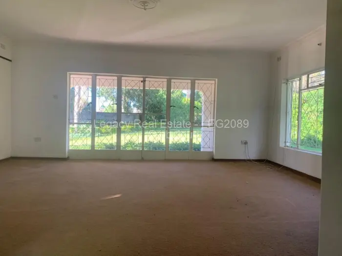 6 Bedroom House for Sale in Marlborough, Harare