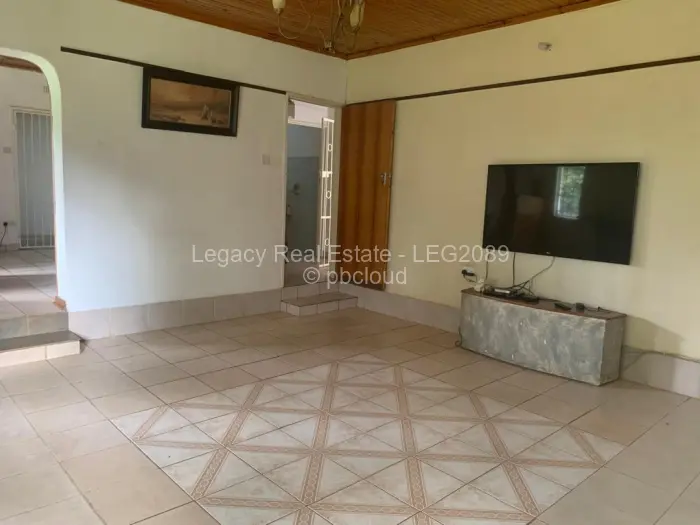 6 Bedroom House for Sale in Marlborough, Harare