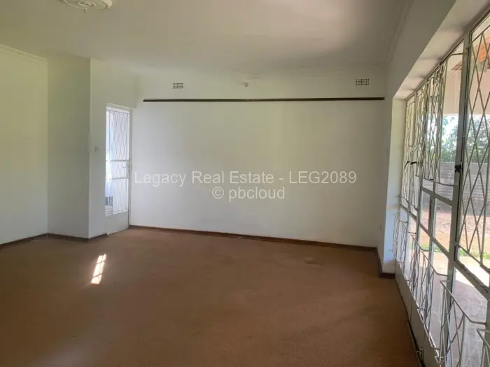 6 Bedroom House for Sale in Marlborough, Harare