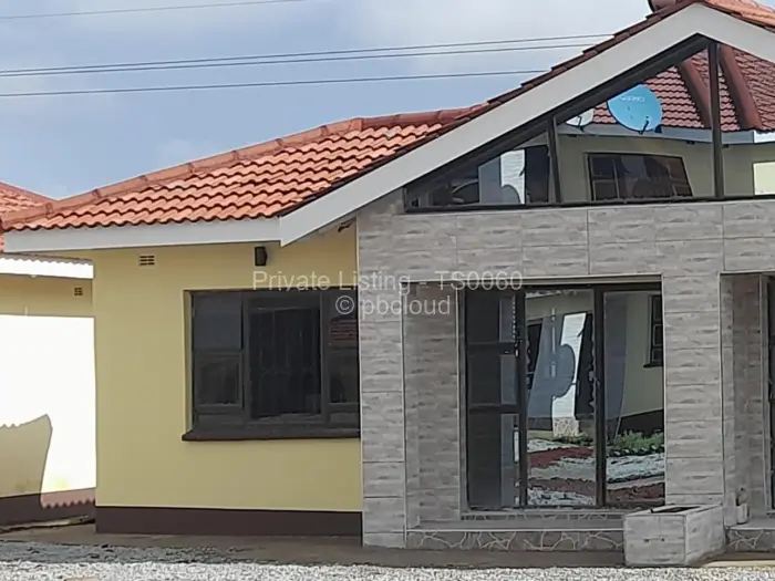 Townhouse/Cluster to Rent in Mount Pleasant, Harare