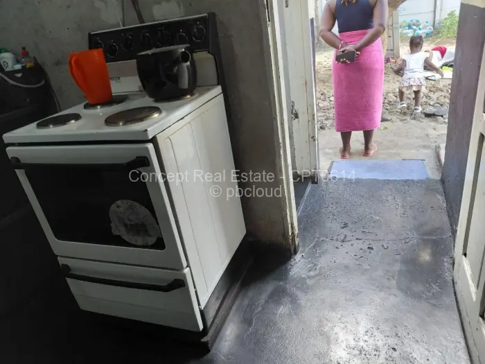 2 Bedroom House for Sale in Mufakose, Harare