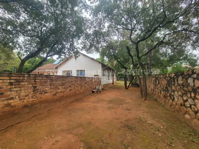 4 Bedroom House for Sale in Fortunes Gate, Bulawayo