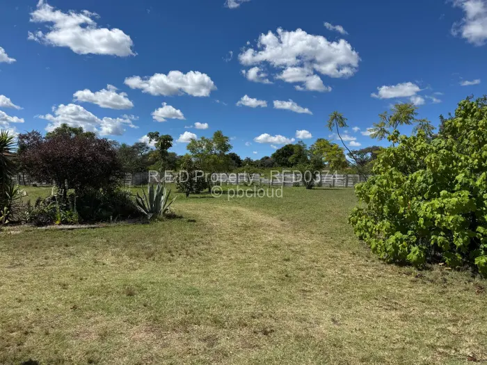 3 Bedroom House for Sale in Burnside, Bulawayo