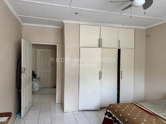 3 Bedroom House for Sale in Burnside, Bulawayo