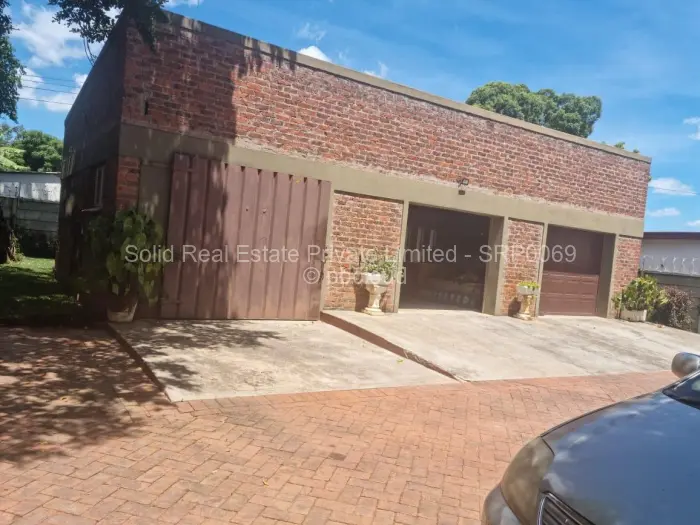 6 Bedroom House to Rent in Avondale West