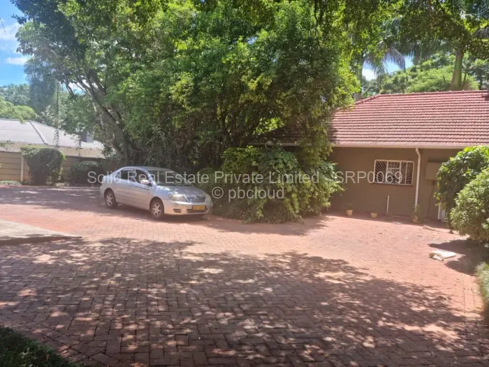 6 Bedroom House to Rent in Avondale West