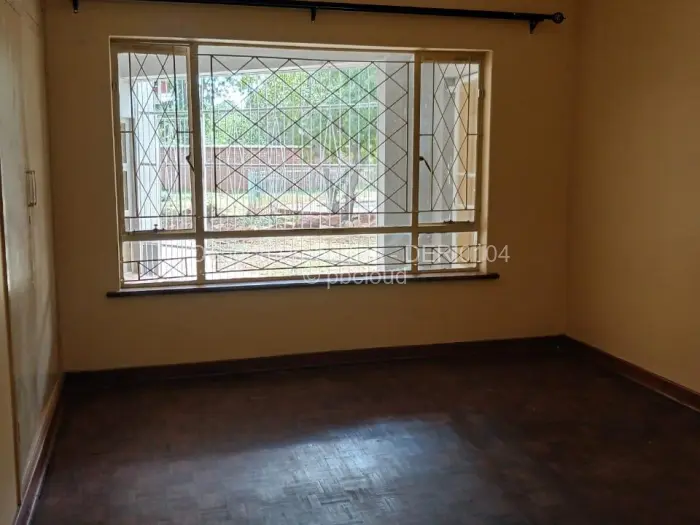 6 Bedroom House to Rent in Mount Pleasant