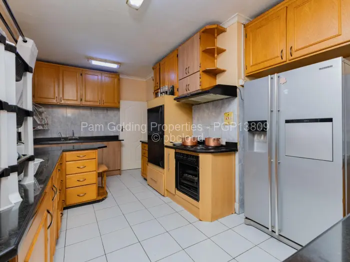 4 Bedroom House for Sale in Alexandra Park, Harare