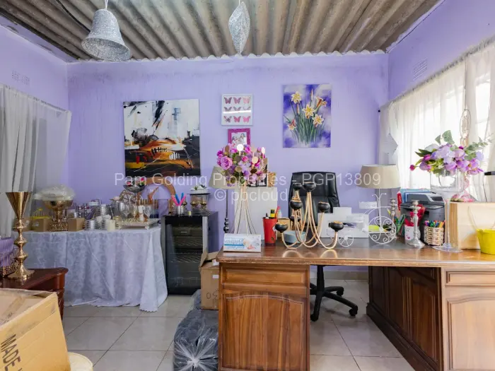 4 Bedroom House for Sale in Alexandra Park, Harare