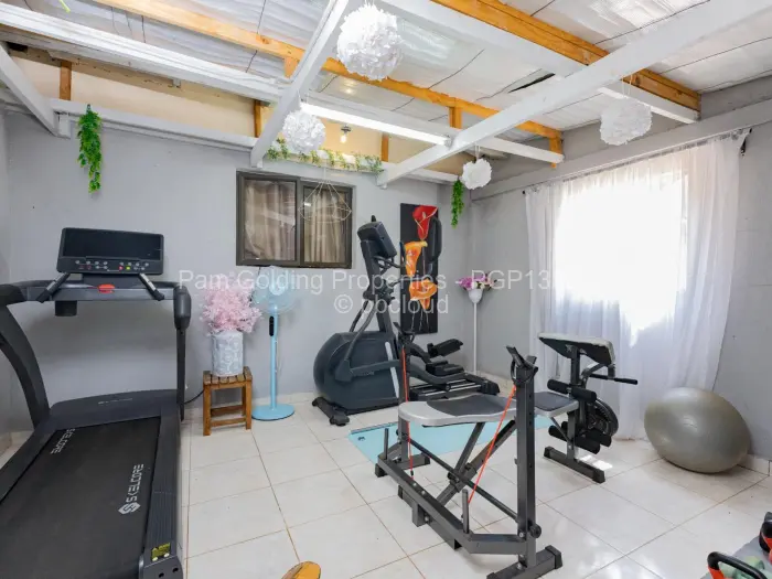 4 Bedroom House for Sale in Alexandra Park, Harare