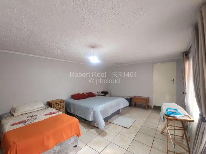 4 Bedroom House to Rent in Greendale