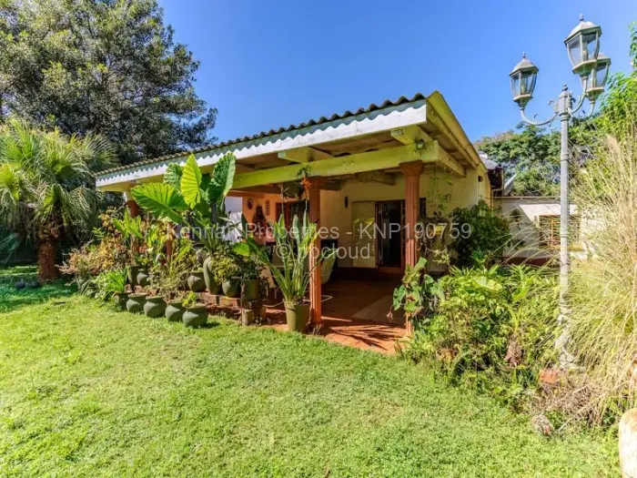 11 Bedroom House for Sale in Pomona, Harare