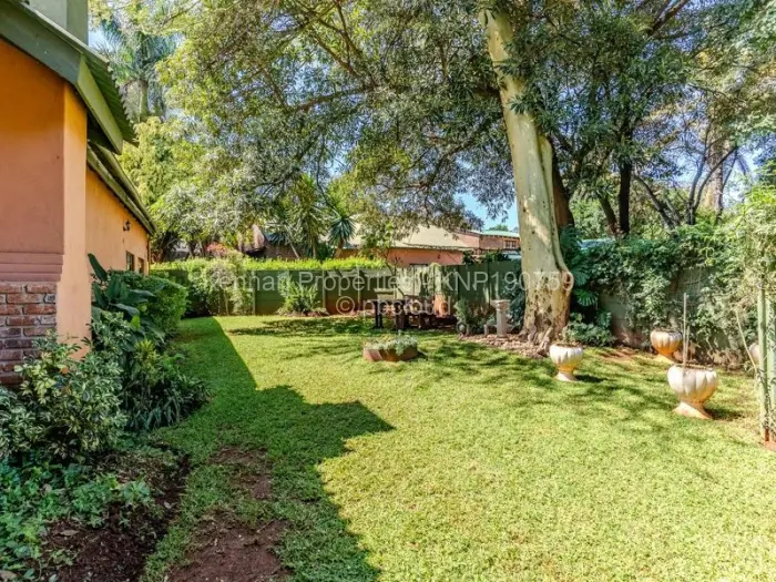11 Bedroom House for Sale in Pomona, Harare