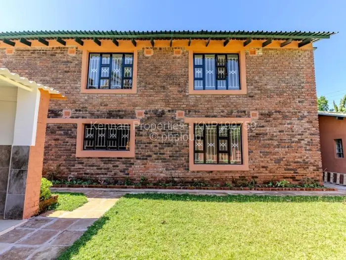 11 Bedroom House for Sale in Pomona, Harare