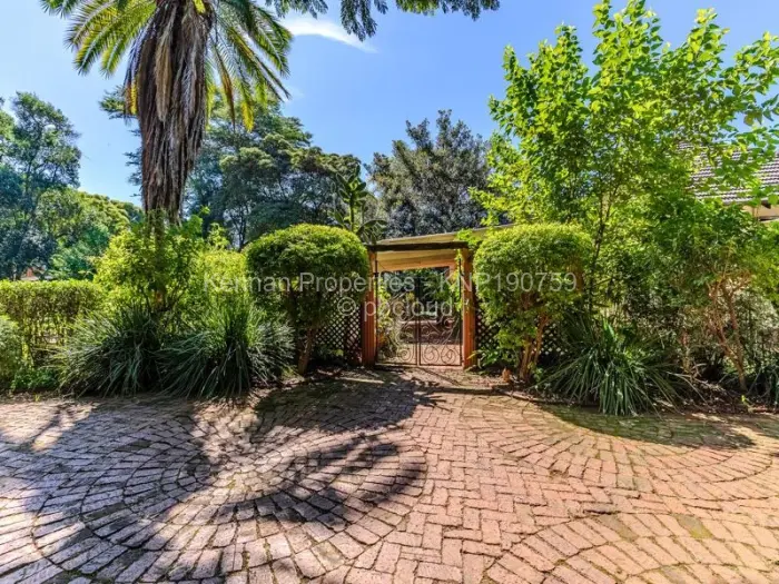 11 Bedroom House for Sale in Pomona, Harare