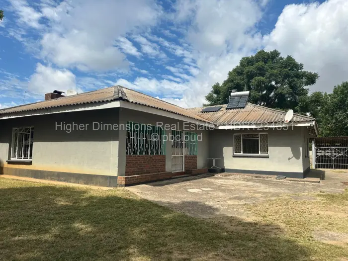 3 Bedroom House for Sale in Queensdale, Harare