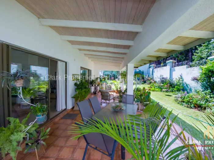 Townhouse/Cluster for Sale in Greystone Park, Harare