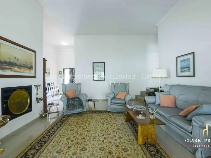 Townhouse/Cluster for Sale in Greystone Park, Harare