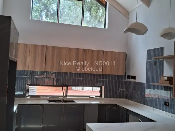 Townhouse/Cluster for Sale in Greendale North, Harare