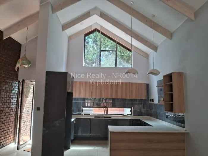 Townhouse/Cluster for Sale in Greendale North, Harare