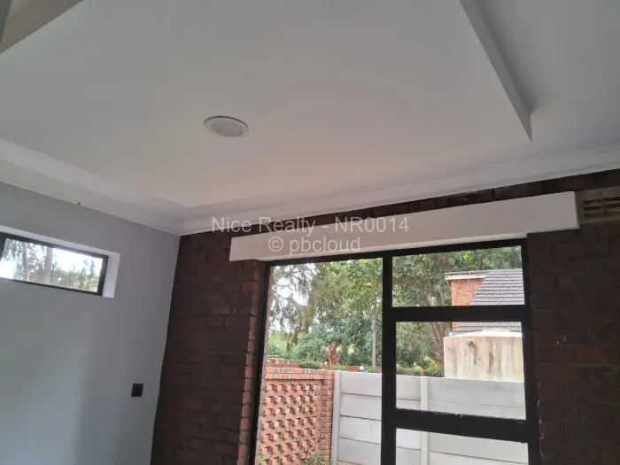 Townhouse/Cluster for Sale in Greendale North, Harare